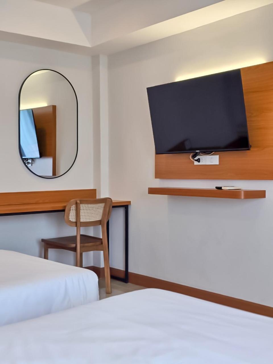 Wangkaew Hotel Phitsanulok Extérieur photo